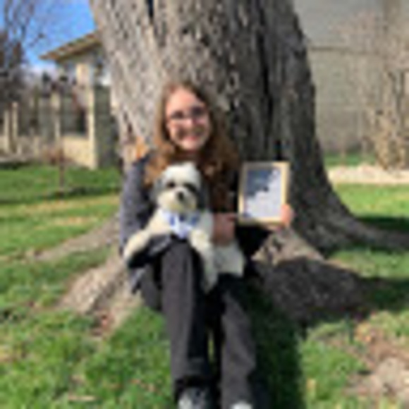 Meet your Posher, Caroline - Picture 1 of 1